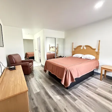 Economy Inn & Suites