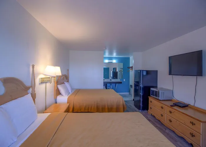 Hotel Economy & Rantoul